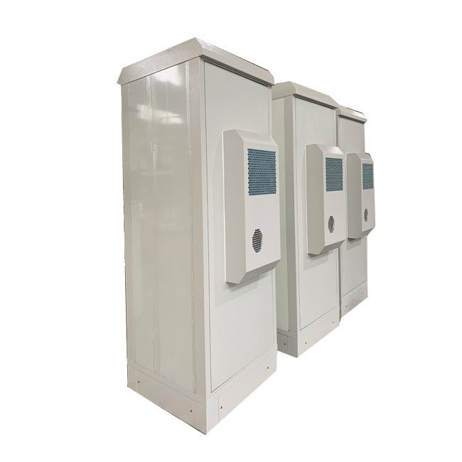IP55 19" Rack Outdoor Equipment Cabinet With Air Conditioner